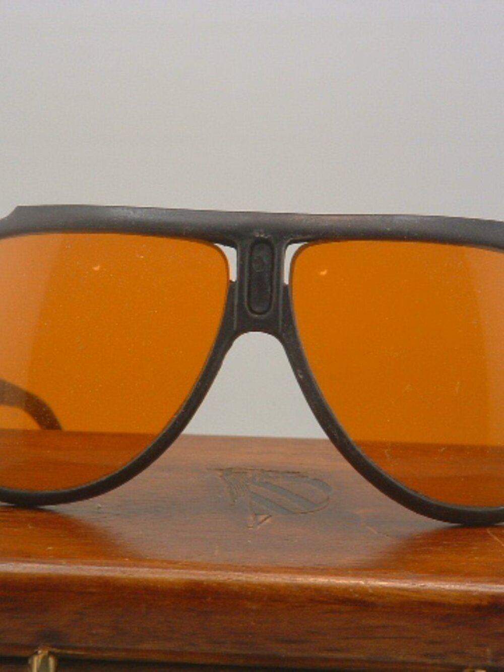 Pre-Owned Men's Black Sports Tinted Sunglasses